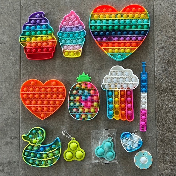 12 Assorted Pop-It Fidget Toys - Picture 1 of 13
